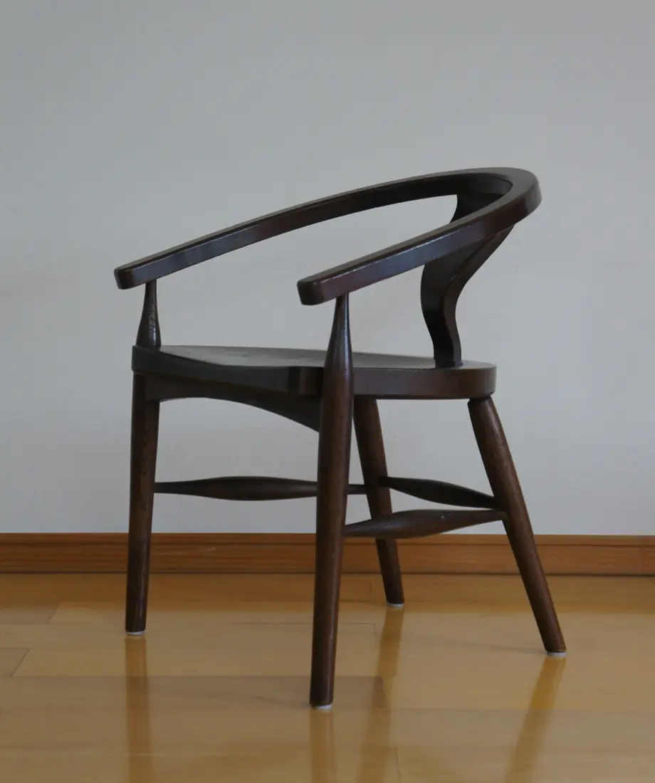 Maoo Chair - Image 1